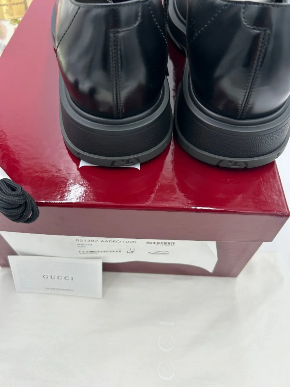 Men’s Gucci Leather Lace-Up Derby Shoes. Size 11 (fits 12 US.). Made in Italy.
